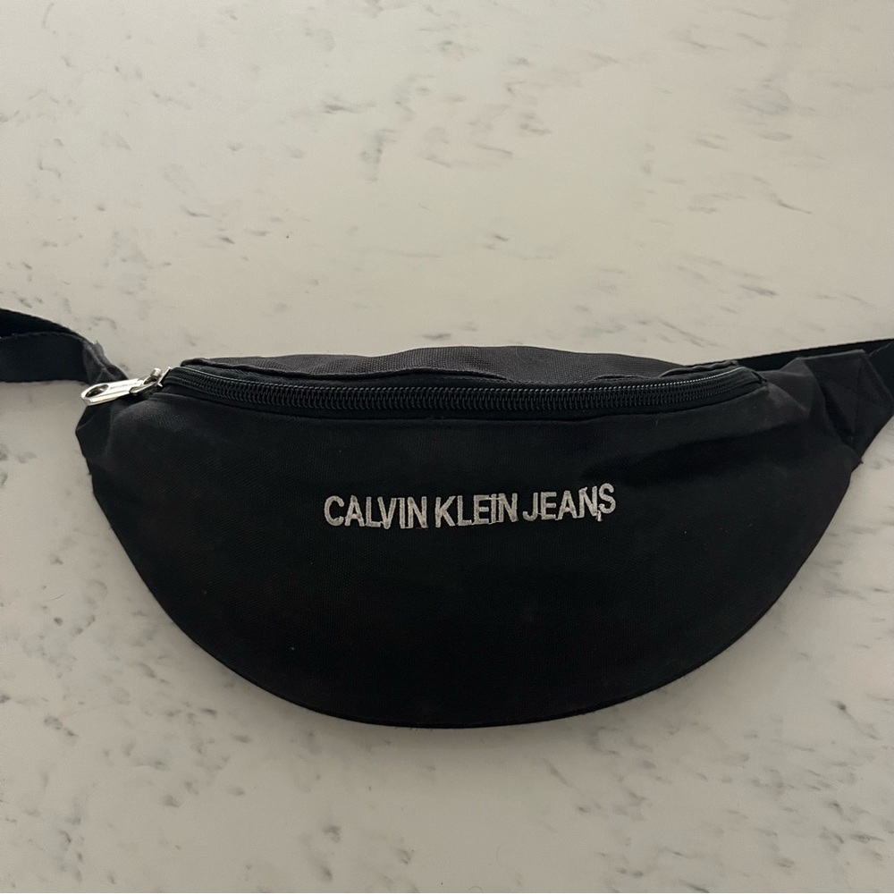 Calvin Klein Jeans Black Belt Bag